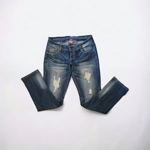 NWOT Almost Famous Straight Leg Lower Rise Stretch Denim Jean Sz 13
